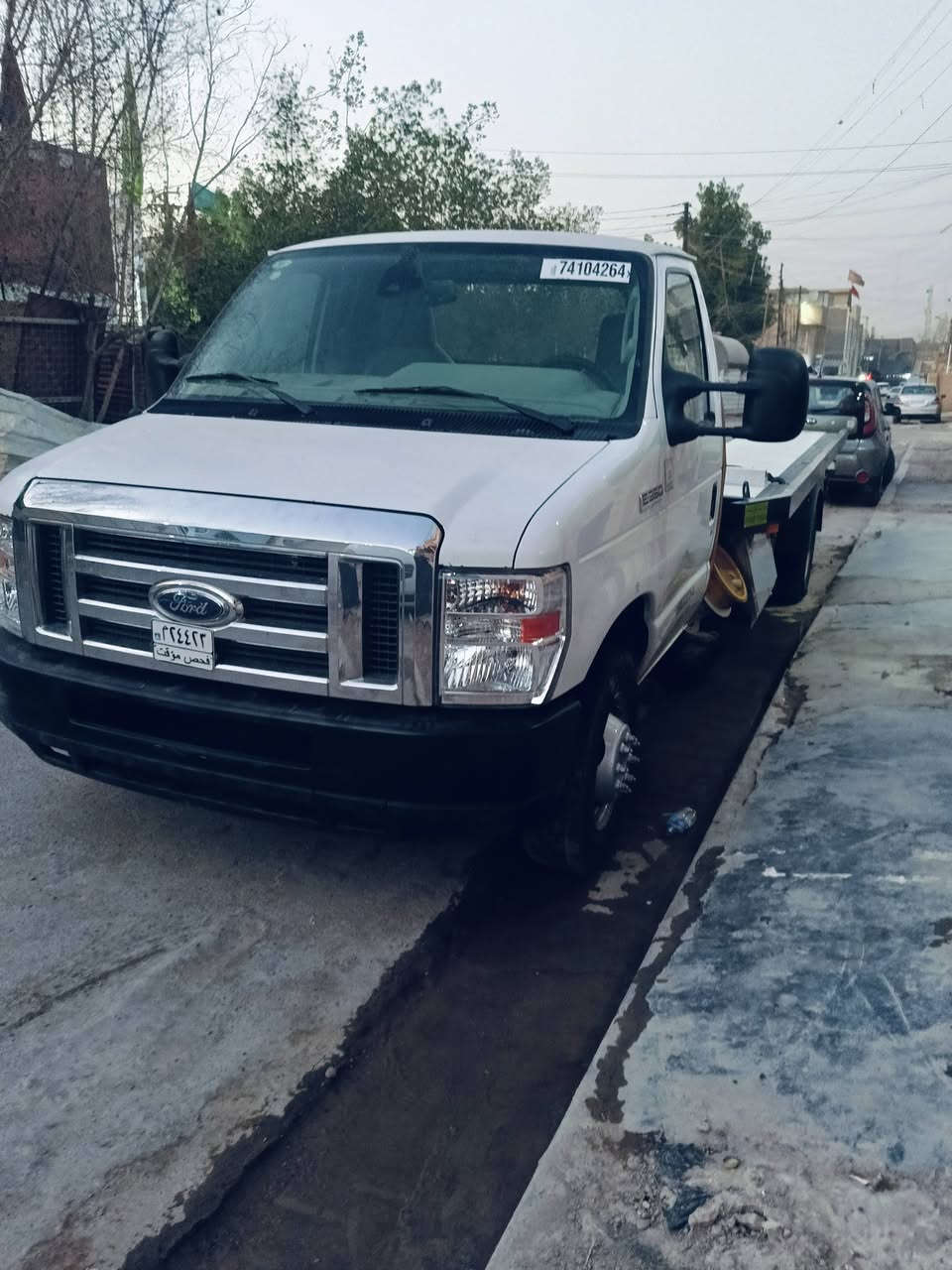 للبيع موديل ٢٣  مكينه ٨ سلندر بانزين  منضومة غاز جديده بدي نزال ٣ جكات خاشوكه بدي ٥ او نص يرهم مراوس بسياره صالون 
مكان بغداد السعر ٣٨٠ $ 
***********
