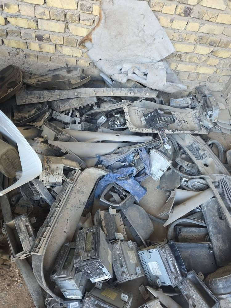 غراض مال ستاركس بيها هواي غراض وبيها مسجلات هواي ابيع كوم حديد السعر  ١٠٠ الف  مكاني حله 
*********** حلة, بابل
