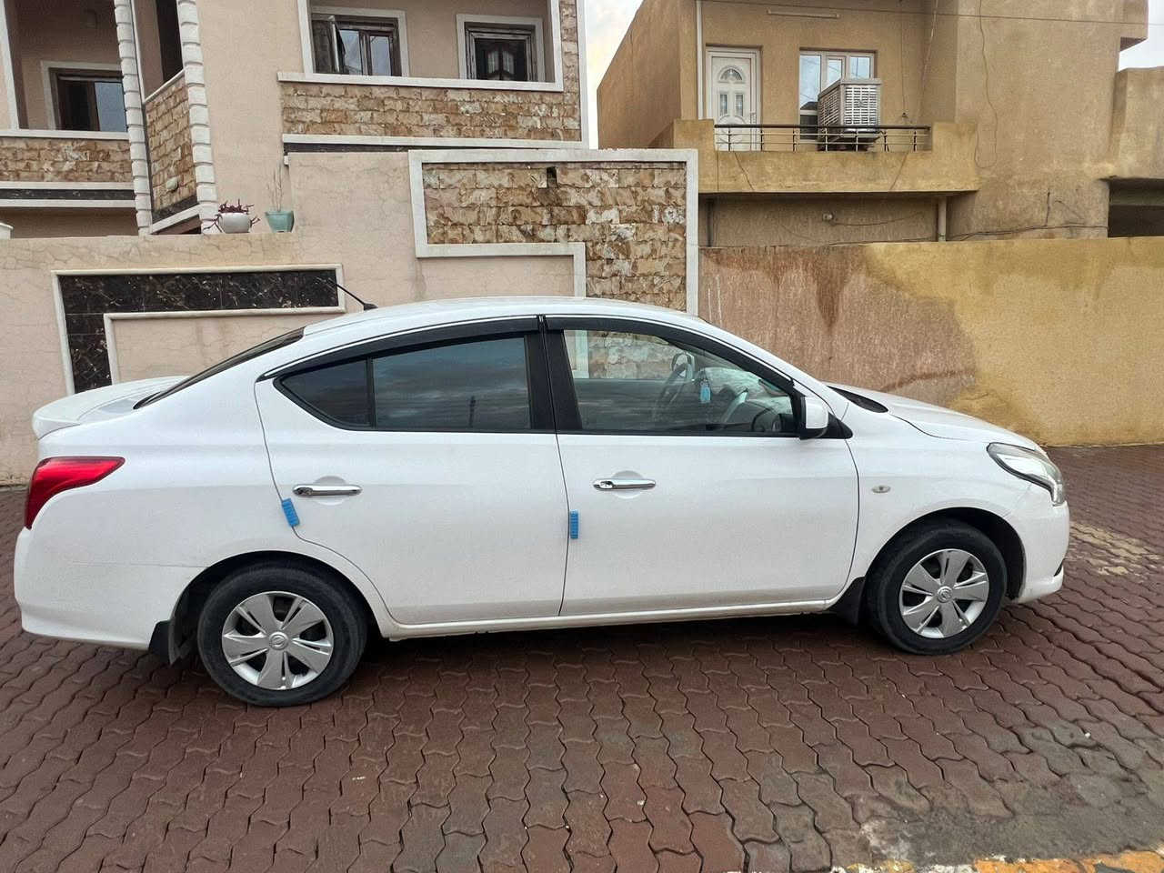 السلام عليكم نيسان صني موديل 2020 بيه قطعه وحده صبغ بدون دواخل رقم اربيل دولي ماشيه 103 سياره جديدة السعر 115 وبي مجال ‏‪***********‬‏
