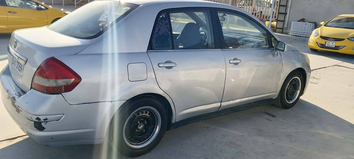 نيسان فيرسه موديل 2008 مصبوغه حزام 60 وبيه مجال  ***********
