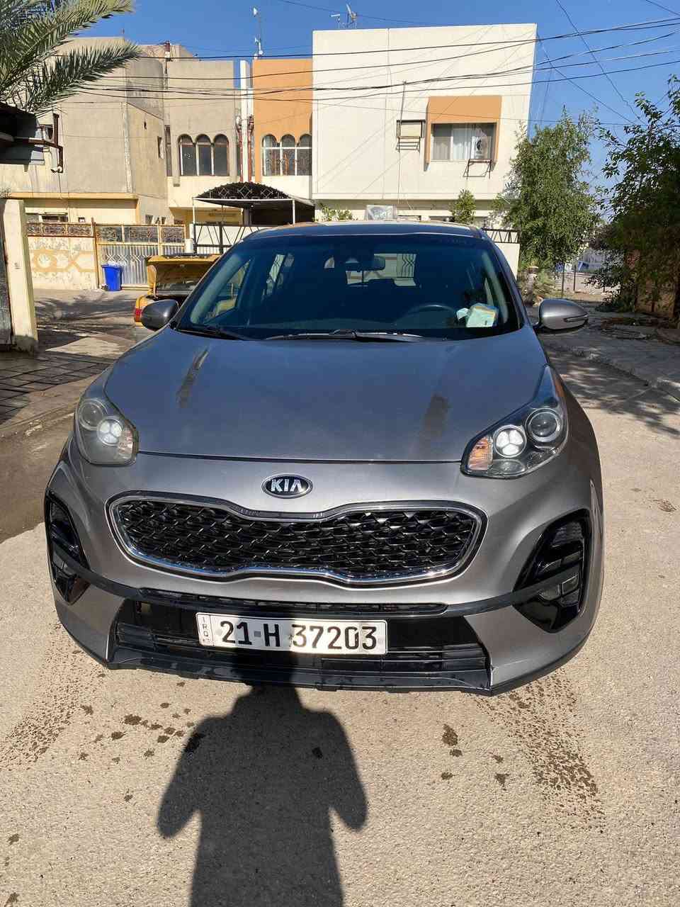 السلام عليكم من رخصة الادمن سيارة للبيع كيا اسبورتج أمريكي موديل ٢٠٢٠ حادثها بنيد ودعامية ايرباكات طاكه وراجعه سستم ماشية 86 mil محرك GDI فور ويل تحكم جهتين تدفئة بالكشنات كشن السائق كهرباء اشياير بالمري المري شفط قمارة حديد  السعر ١٦٥ ورقه اتصال على الرقم *********** مكلف بالنشر
