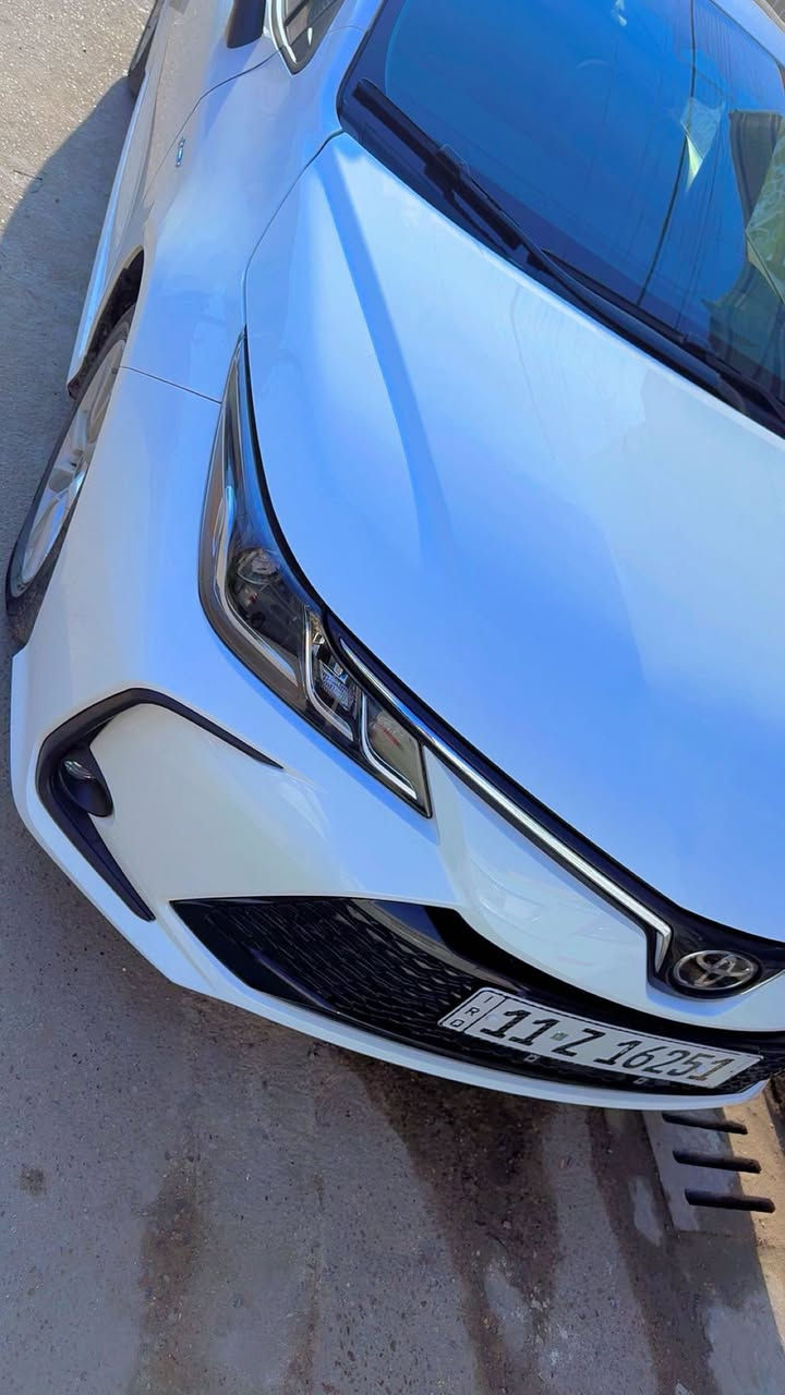 السلام عليكم كورلا للبيع موديل 2025 ماشيه 7 الف زيرو  فول السياره فتحه بصمه السياره بيها فقط بارد بسيط  جاملغ خلفي عكس السايق الجاملغ رجع على البارد والدعاميه الخلفيه تبدلت لان نكسرت الباقي مكفوله مكان السياره حي الجهاد *********** سعر 149 وبيها مجال
