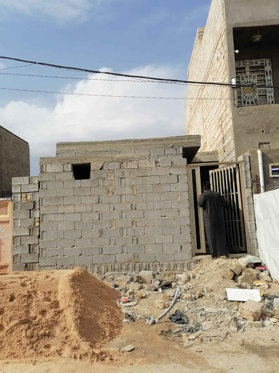 يالله هيكل البيع المساحه 65متر
طابوزراعي سند 25قرار محكمه كوفه علوت الفحل 

قرب شارع الفلل

.        

أساس صب بناء. سقف صب 

يحتوي ع غرفه. ومطبخ وصاله وستقبال وتخاريج داخليه وخارجيه 

الستفسار تصل ع رقم ***********وتساب. يوجد كافت

 المساحت الزرعيه
