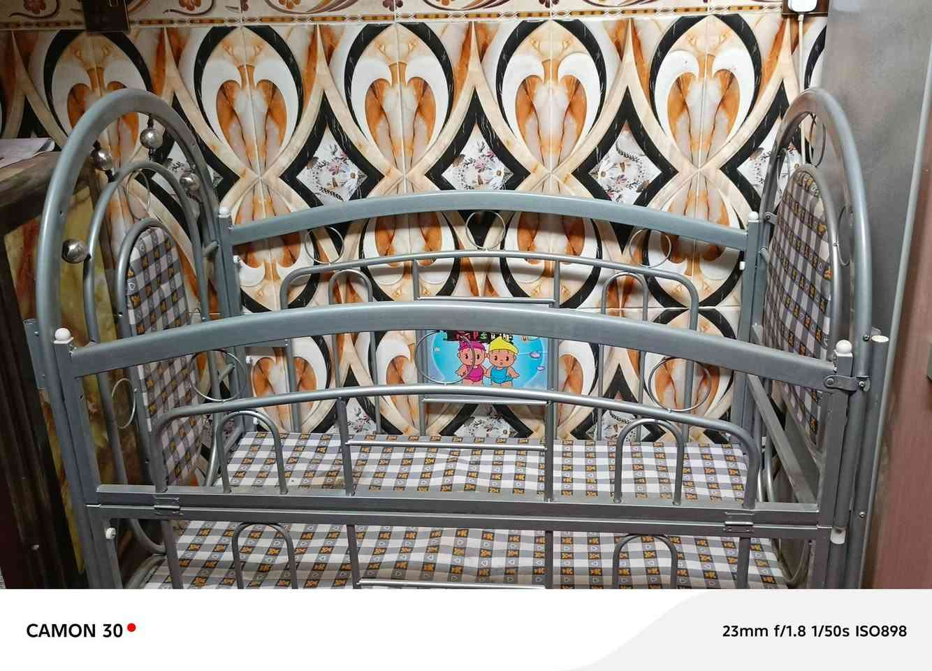 طباخ ٤ عيون كلش نضيف والسعر مناسب ٨٥ وجربايه طفل جديده السعر ٤٥ وبيه مجال العنوان  ***********
