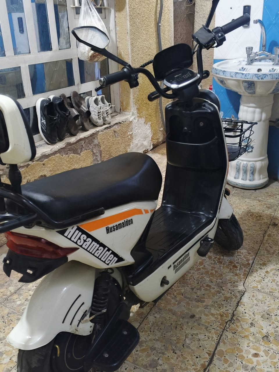 دراجه شحن شركة Husamalden
گلوب ثلجي قوي 

الوان RGB داير مداير الكلوب

اشارات اماميه فقط

گلوب بريك خلفي احمر قوي 

3 نمر

4 بطاريات 

بطاريات بلادي مامبدله فقط وحده 

بدون بصمه وتشغيل عن بعد 

الدراجه نضافتها 95%

استفسار اكثر تواصل وياي خاص

العنوان بغداد الحسينية 

. 

. 

السعر 200 وبيها مجال


**إذا كنت صاحب هذا الإعلان وتريد حذفه لأي سبب، رجاءا أرسل رسالة إلى الدعم الفني**