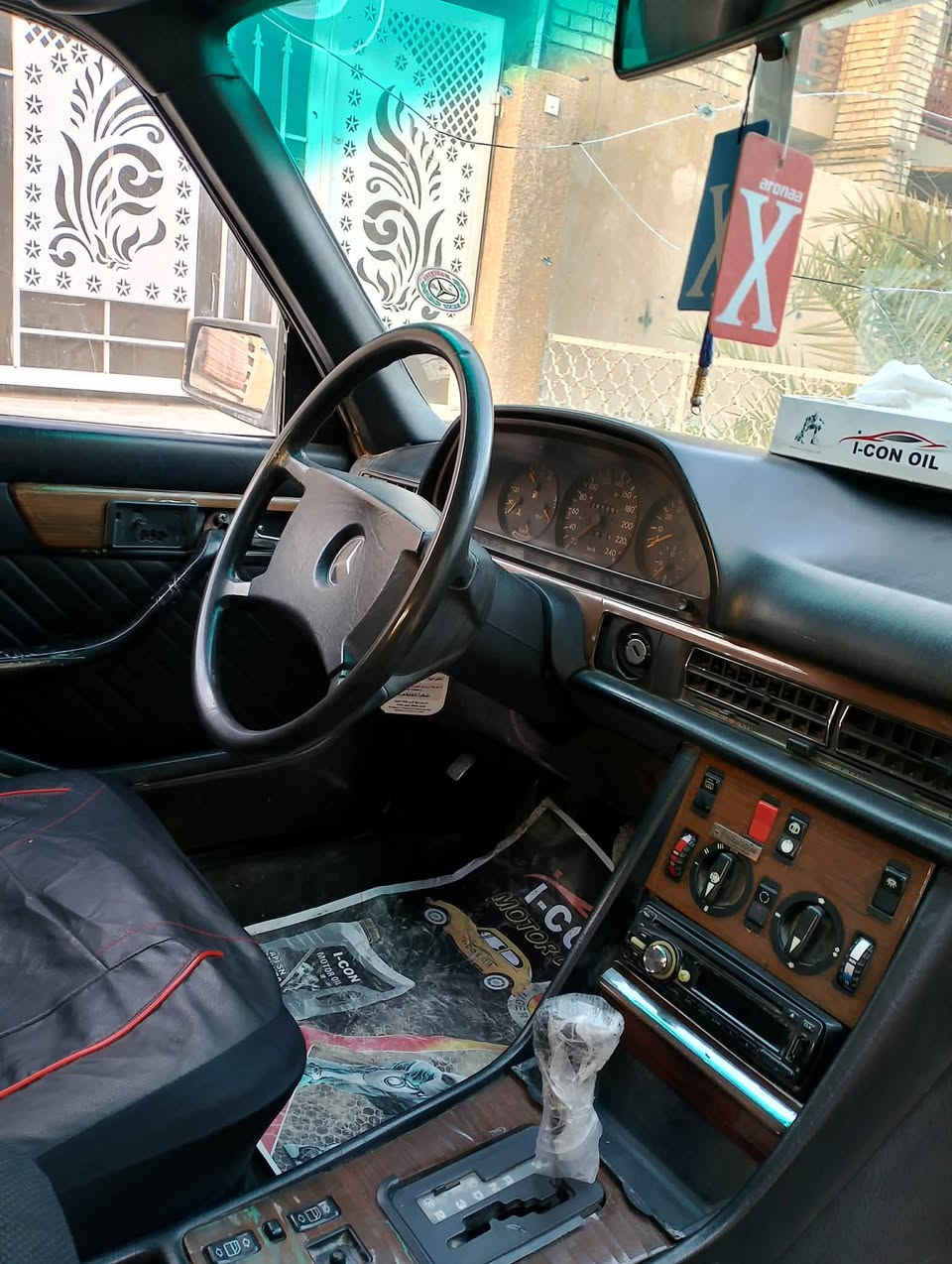 السلام عليكم مارسدس 300 بلادي قبق اسود  1991 فول يلاديه كله سياره كشنات جلد كهربايات بلاديه سياره خير من الله تخم تاير جد تحول رقم كركوك سعر 60وبيه مجال مكاني بغداد زعفرانيه رقم***********
