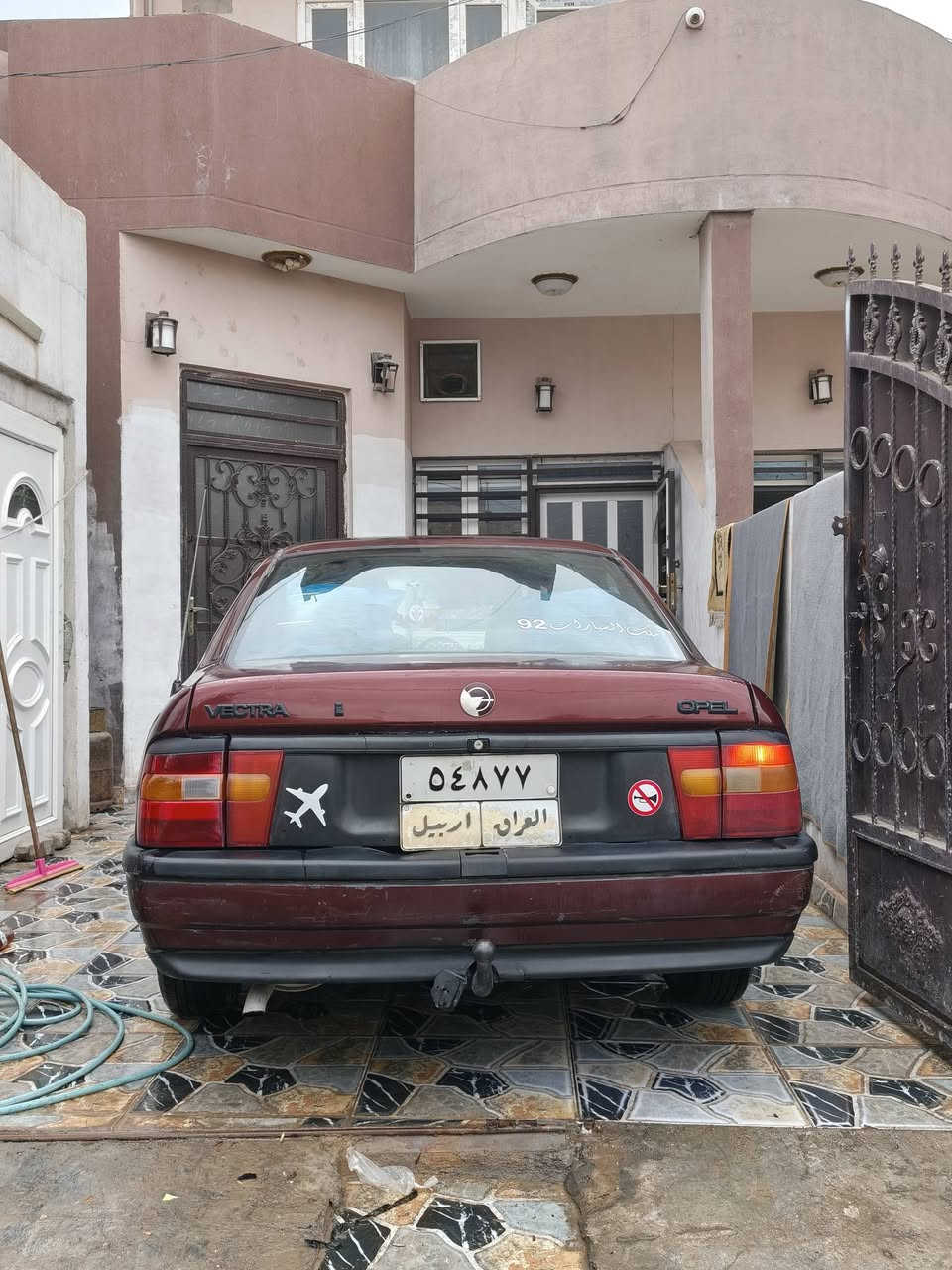 سلام عليكم اوبل فكتر موديل ٩١ محرك ١٦ شرط دفتر بنزين كهربائية كل شغال ٤تايرات جديد ضربة مابي معجون مابي صبخ جمالي مكان كركوك رقم موبايل ***********
