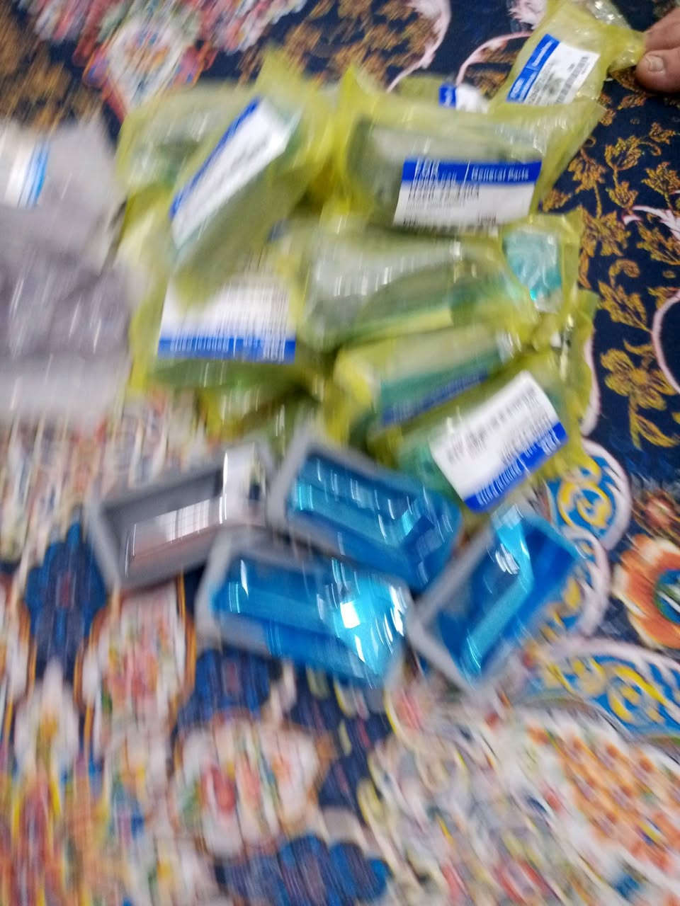 السلام عليكم يتوفر لدينا غراض كيه بونتيشا ب انسب الأسعار للاتصال على الرقم *********** واتساب او على الماسنجر يوجد توصيل لجميع المحافظات تحياتي الزبيدي
