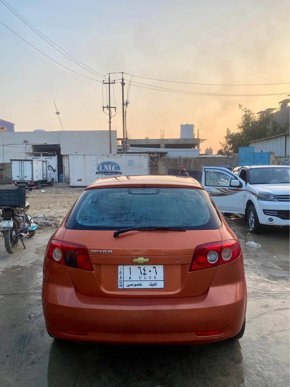 اوبترا موديل 2006
 مصبوغه جماليه   بدون حادث
مكينه ١٨٠٠ 
كير اوتوماتيك 
جام كهرباء تبريد ثلج 
مكينه كير حداديه  تبريد خير من الله 
السياره جاهزه واي نقص مابيه 
رقم نجف سنويه لل٢٧  تحويل اي وقت 
مكان السياره حله حي الصحه 
السعر ٤٩ ورقه 
رقمي *********** حلة, بابل
