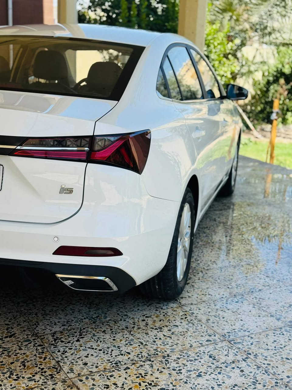 بيع سيارة_MG i5 ROEWE
ام جي i5 رووي
مديل 2024لون ابيض رقم انبار دولي  الجديد بااسمي السيارة بريحه الشركة جديده جدا سيارة 2024مكفوله من كلشي ماشية
 مواصفات السيارةً فول
تشغيل بصمة فتح ابواب وصندوك
مقاعد. جلد
شاشه بلادية اصلية تحكم بالسيارة كامل
داش كام بلادي
كامره خلفيه 360 درجة
شاشه عداد دجيتال
شاشه اندريود
حساسات خلفية اصلية
فتحة سقف
اشاير بالمري
المري شفط
تحكم ستيرن
كروز سرعة
تدفئه كشنات
تبريد قطعتين خلفي وامامي
هاند بريك دكمة
لايت اوتو زينون
اوتو هولد
ويل كب  16
السعر( 110 )ورقة وبيه مجال
مكان السيارة الانبار الرمادي مرقم باسمي  !!!!
تريد تحويل  ثاني يوم
لاستفسار *********** ملاحظة غير متوفر على الماسنجر
@الجميع
