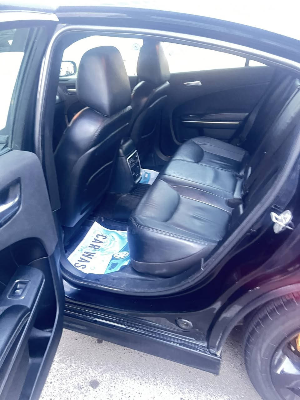 غرفة جارجر أوباما لبيع جلد
السعر ٣٠٠ ألف 
***********
