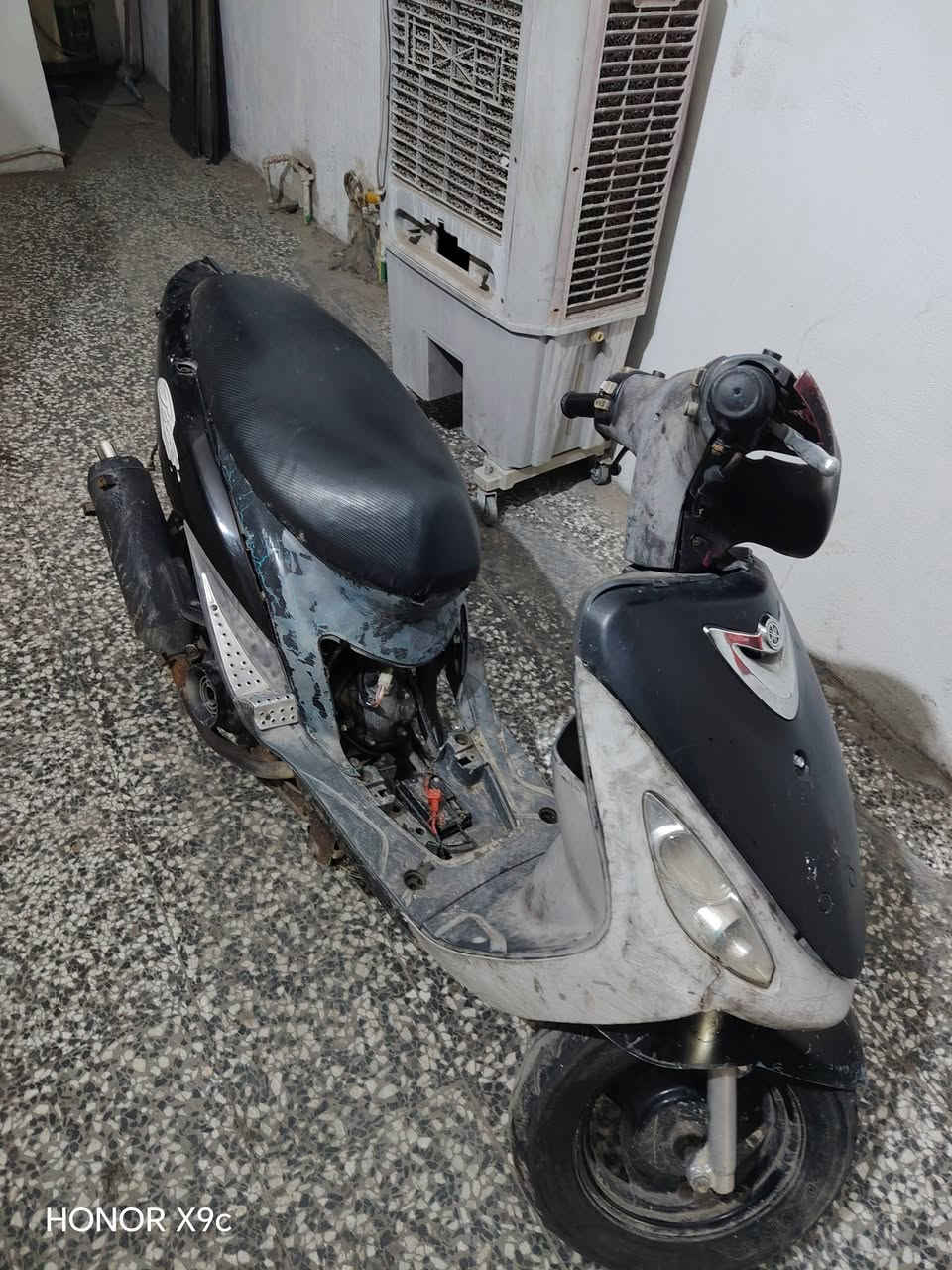 السلام عليكم ماكس منغولي للبيع السعر 350 وبيها مجال تشتغل سلف و هندر مكاني بغداد  رقمي ***********
