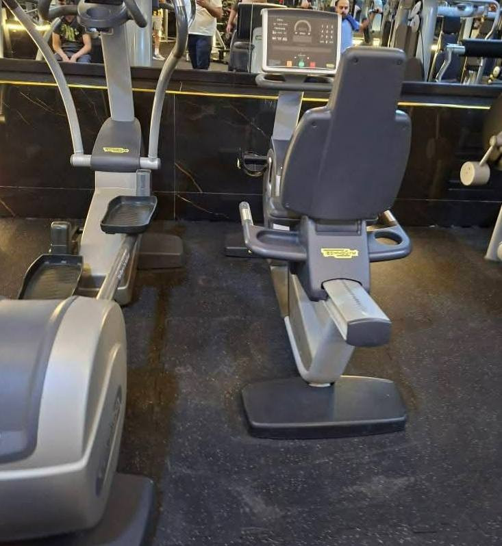 متوفر
أجهزة كارديو تكنو ايطالي
باسعار مميزه+كفاله
اجهزة مشي ابتداء من 1200$
اوربيت ابتداء من 850$
دراجات ابتداء من 500$
دراجات مع مسند ابتداء من 850$
(باسعار مميزه)
تجهيز انديه رياضيه بأفضل وأحدث المعدات
موجود كافة التجهيزات الرياضية
#رياضة
#أنديةرياضية
#تجهيزات رياضية
#ملاكمة
#ايروبيك
#زومبا
#بيلاتس


**إذا كنت صاحب هذا الإعلان وتريد حذفه لأي سبب، رجاءا أرسل رسالة إلى الدعم الفني**