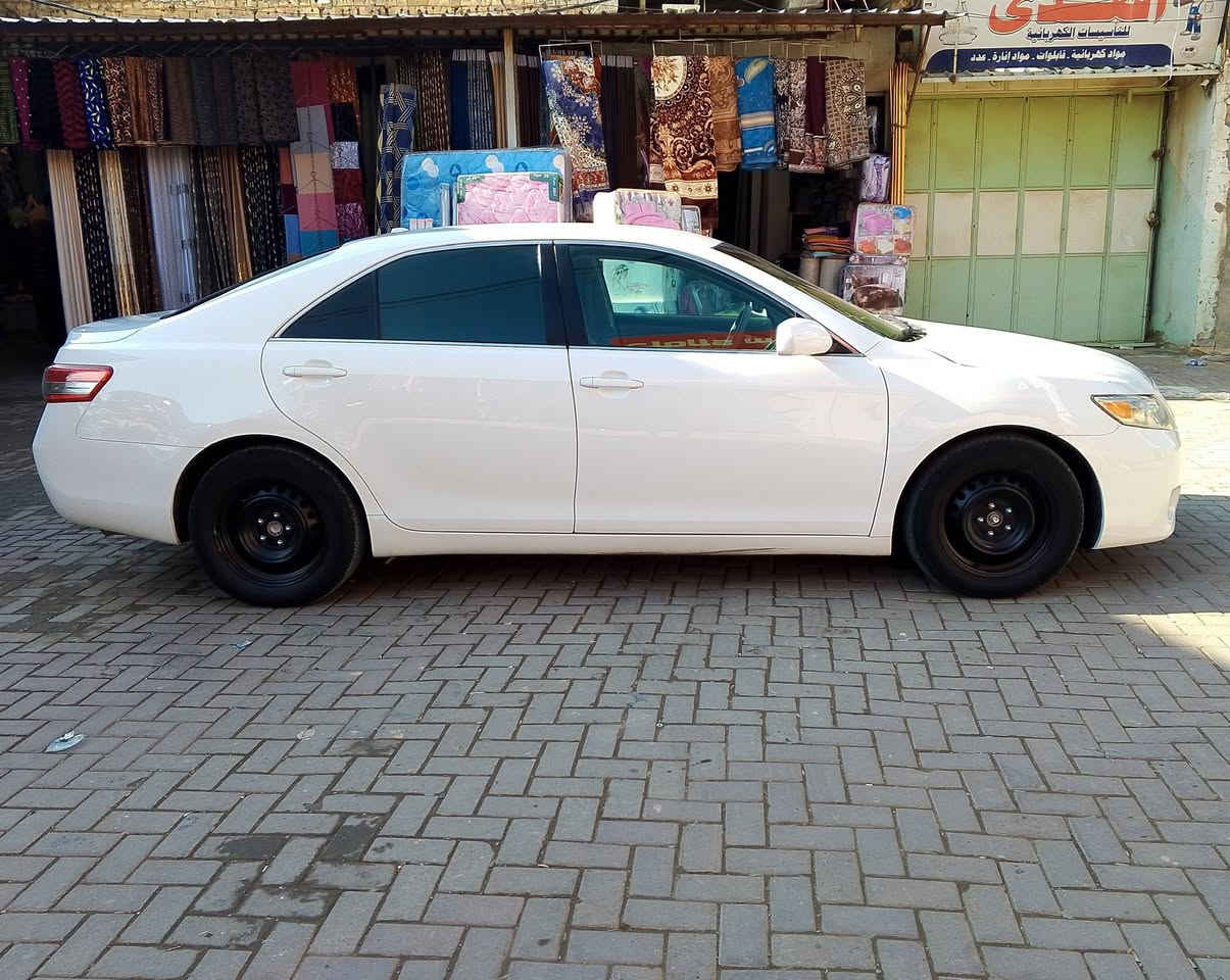 كامري موديل 10 امريكي بدون داخل بدون ايرباك سنويه 28 بسمي ماشيه 117 مكينه 2500 كير 6نمر صدر خلفي وامامي جديد تخم تاير جديد تبريد كهربايات كلهن بشرط السياره جاهزه من كلشي الحمدالله مكان السياره ديالئ جلولاء ***********
