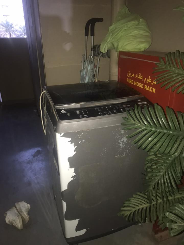 غسالة LG بس الفرة بيهه بطيئة سعره ٧٥  للاستفسار ***********
