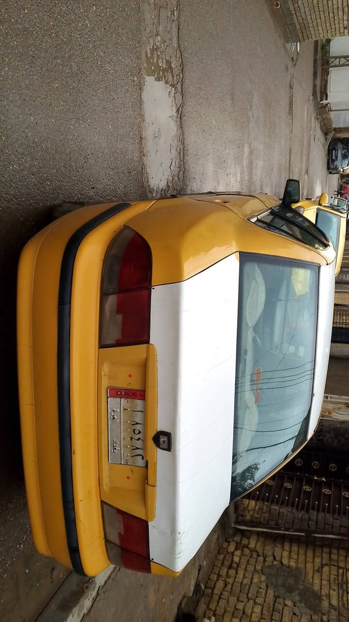 سلام عليكم سيارة سمنت البيع موديل ١١رقم بغداد سيارة بيه مكانات صبغ وبه كير مكينه صدر كله جديد محرك هسه مجفت جديد كهربائيات كله شغاله مكان بغداد بلديات رقم *********** سعر ٢٨ وبيه مجال طيبين
