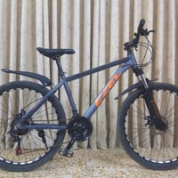 دراجة نوع جبلي ماركة EZEL أوربي لشة مضلعة وايرات دفن نظافة 99/%   معدن...