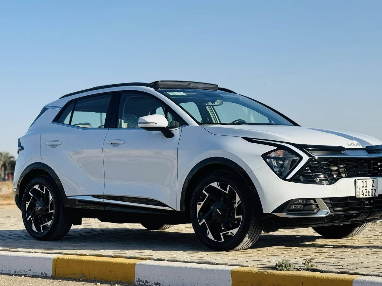 السلام عليكم للبيع كيا سبورتج رقم بغداد تحويل ثاني يوم  موديل2024 nimكفالة عامة فول مواصفات 1/1
مواصفات السيارة
فتحة 
بصمة تشغيل
بصمة بيبان
تشغيل عن بعد
حساسات امامي خلفي
رادارت
قطعتين تبريد
شفتات ستيرن 
داخل ديجتال
كراسي كهرباء
مانع انحدار
اوتو هولد
انظمة قيادة
تدفئة بالكشنات
تدفئة بالستيرن
صندوك كهرباء
هند بريك بصمة
لدات امامي خلفي
اشاير بالمري
وبعد بيه هواي ماوصفات 
مكانهه بابل للاستفسار ***********//***********
