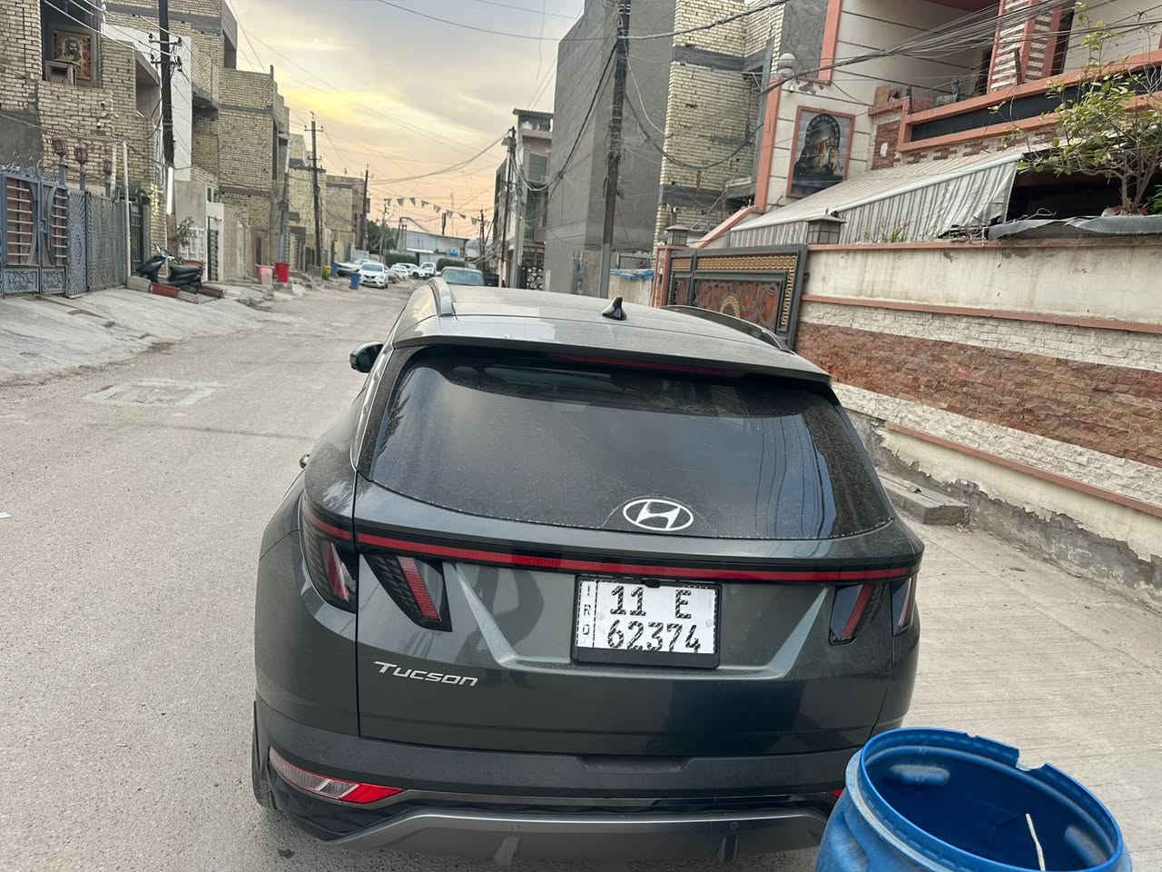 توكسان أمريكي 2024 هايبرد بغداد
سياره حادثها خفيف جداً جاملغ امامي ايمن مبدل والخلفي الايمن بارد 
بدون ايرباك بدون لغد بدون شاصي 
سياره فول فول مواصفات بانوراما واسطفاف ذاتي وداخل ابيض وغيرها 
ماشيه 36 الف ميل 
السعر المطلوب 205 وبي مجال 
للتواصل ***********
