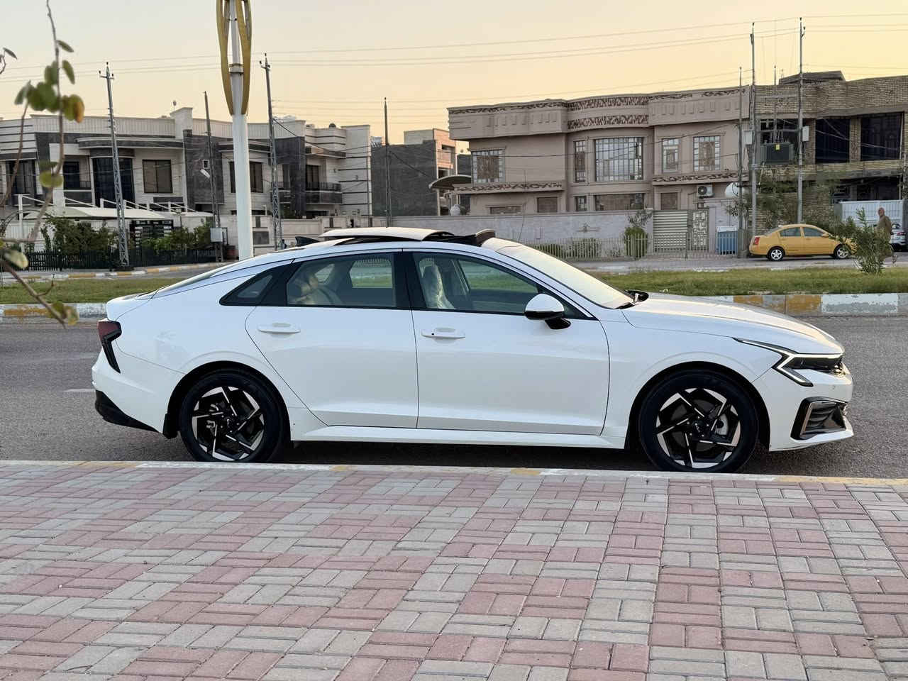 Kia K5 2024 خليحي
وكالة نم ضمان ٥ سنوات

فول مواصفات مكفوله عدا ملاحظتين بكد اصبعين 

ماشيه 19 الف كيلو استخدام قليل جدا وسعرها مناسب 

شراء مباشر من الشركه وباسمي شخصياً 

مكاني الفلوجه 

للاستفسار راسلني خاص او اتصل *********** / واتساب
