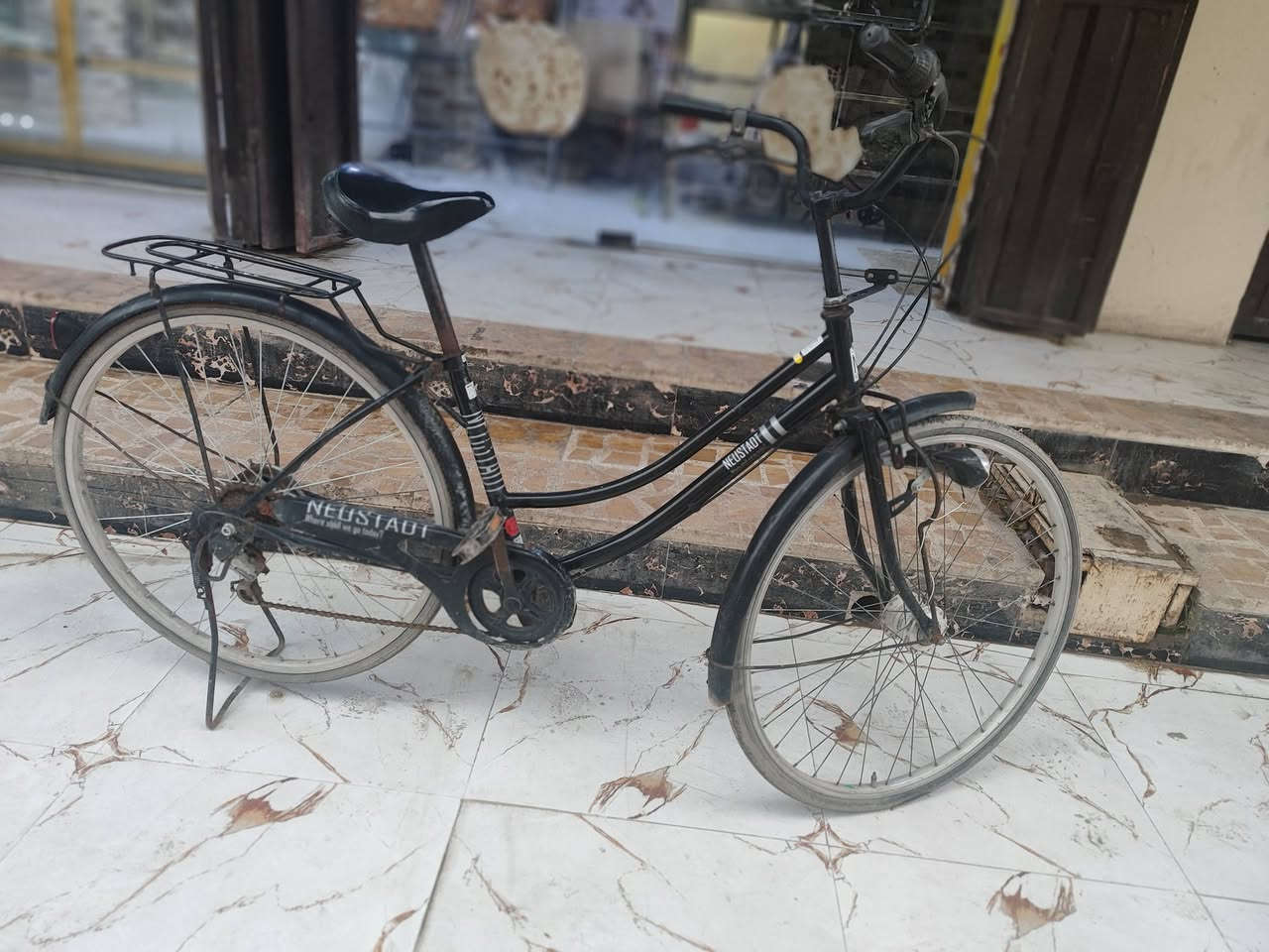 للبيع بايسكل حجم 27 كير +حساس لشه نضيفه 90بل 100 المكان سومر


**إذا كنت صاحب هذا الإعلان وتريد حذفه لأي سبب، رجاءا أرسل رسالة إلى الدعم الفني**