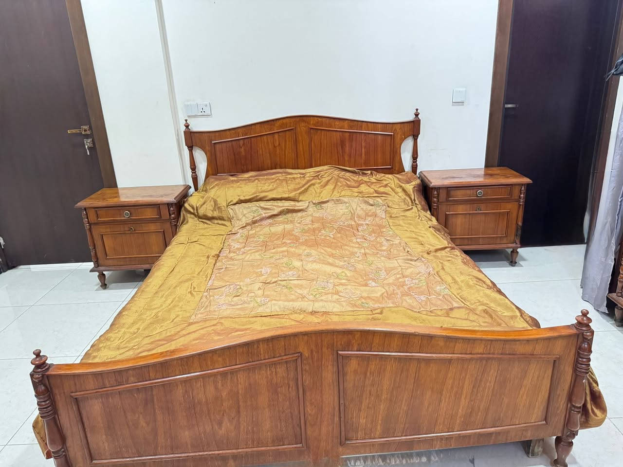 لبيع غرفة صاج درجة أولى نضيفه كلش
سعر 450

ثريات للبيع عدد ٢


**إذا كنت صاحب هذا الإعلان وتريد حذفه لأي سبب، رجاءا أرسل رسالة إلى الدعم الفني**