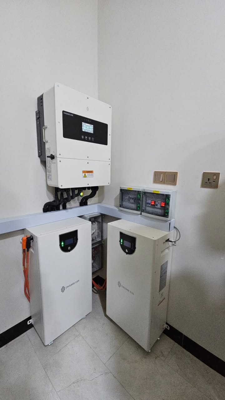 🚀 شلون تراقب منظومتك الشمسية من أي مكان بالعالم؟

مع شركة أبراج المهندسين، ما تحتاج تكون موجود يم المنظومة حتى تعرف شنو دا يصير! 🔍

✅ مراقبة مباشرة عبر الإنترنت (موبايل أو لابتوب)
✅ معرفة الإنتاج اللحظي للألواح الشمسية ☀️
✅ متابعة شحن وتفريغ البطاريات 🔋
✅ كشف الأعطال والتنبيهات أول بأول ⚠️
✅ تقارير يومية وشهرية عن الأداء

📲 كل هذا من خلال تطبيقات ذكية مرتبطة بالإنفيرتر الخاص بيك

🔥 ليش هذا مهم؟
حتى تضمن منظومتك شغالة بكفاءة 100% وتتفادى أي خسارة بالطاقة أو الأعطال المفاجئة

📍 شركة أبراج المهندسين
خبرة وتميّز في تصميم وتنفيذ ومتابعة جميع منظومات الطاقة الشمسية
📞 ***********
📌 ديالى - بعقوبة - شارع خريسان (قرب مرطبات الكوثر / مقابل مذخر ساوه)
وفرعنا الثاني قرب تقاطع القدس

#الطاقة_الشمسية #مراقبة_عن_بعد #ديالى #بعقوبة #ابراج_المهندسين
