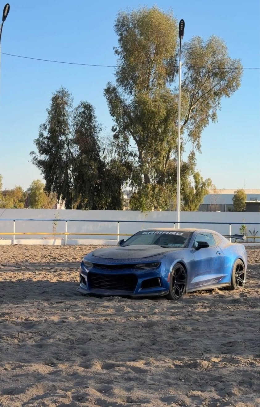 Camaro 2017 v6 fifty 
تحويل كت كامل zl1
ضرر جامغلين امامي مع باب سكن فقط اصبعين بارد اصبعين بس
بدون شاصي
سياره بدون مصرف مو شراي لتعبني 
سعره ١٢٥ ورقه قفل 🔒
*********** كركوك, العراق
