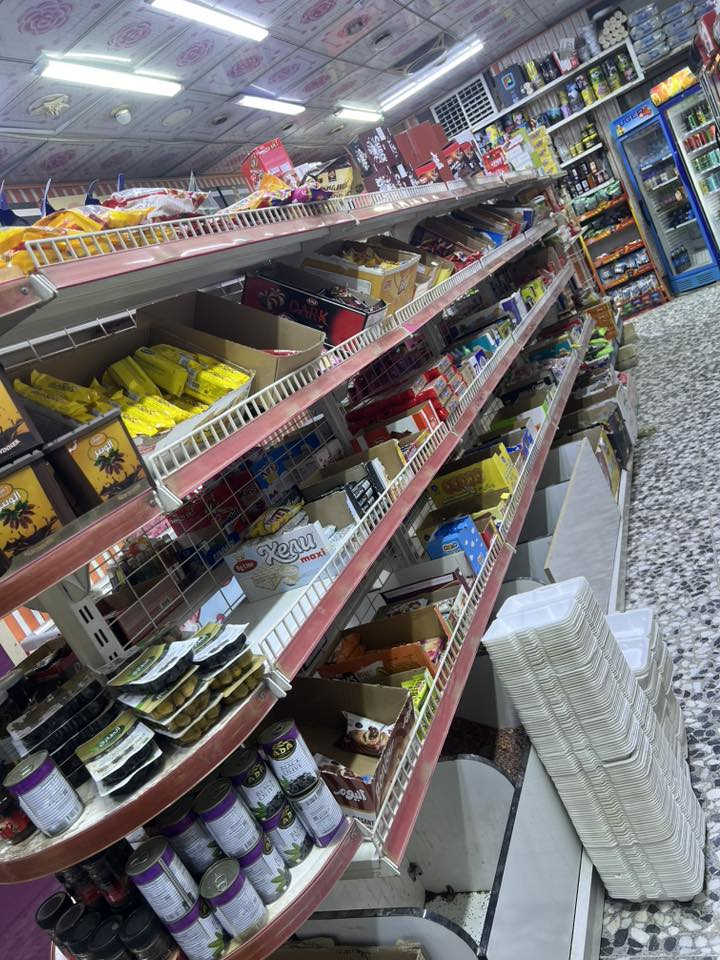 سفينه أسواق وسطيه للبيع طول 5 متر ارتفاع 2متر جديده كلش نضيفه شارع 20


**إذا كنت صاحب هذا الإعلان وتريد حذفه لأي سبب، رجاءا أرسل رسالة إلى الدعم الفني**