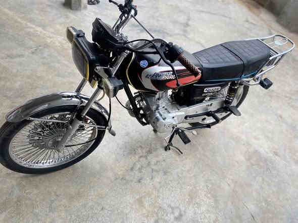 نامي برو هونزده الاصلي موديل ٢٥ محرك غطاس كهربائيات كله شغال شراي اتصل ***********
