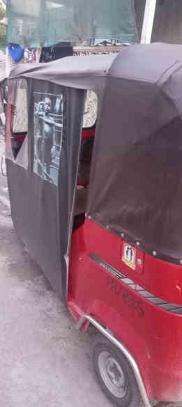 سلام عليكم تكتك تي في اس موديل ٢٠١٧ محرك موديل ٢٠٢٣ جديد مكفول التكتك نضيفه مال شغل أوراق مو أرقام السعر ٣ ونص وبيها مجال المكان البياع شرطه الرابعه
التواصل خاص او ع الرقم ***********
