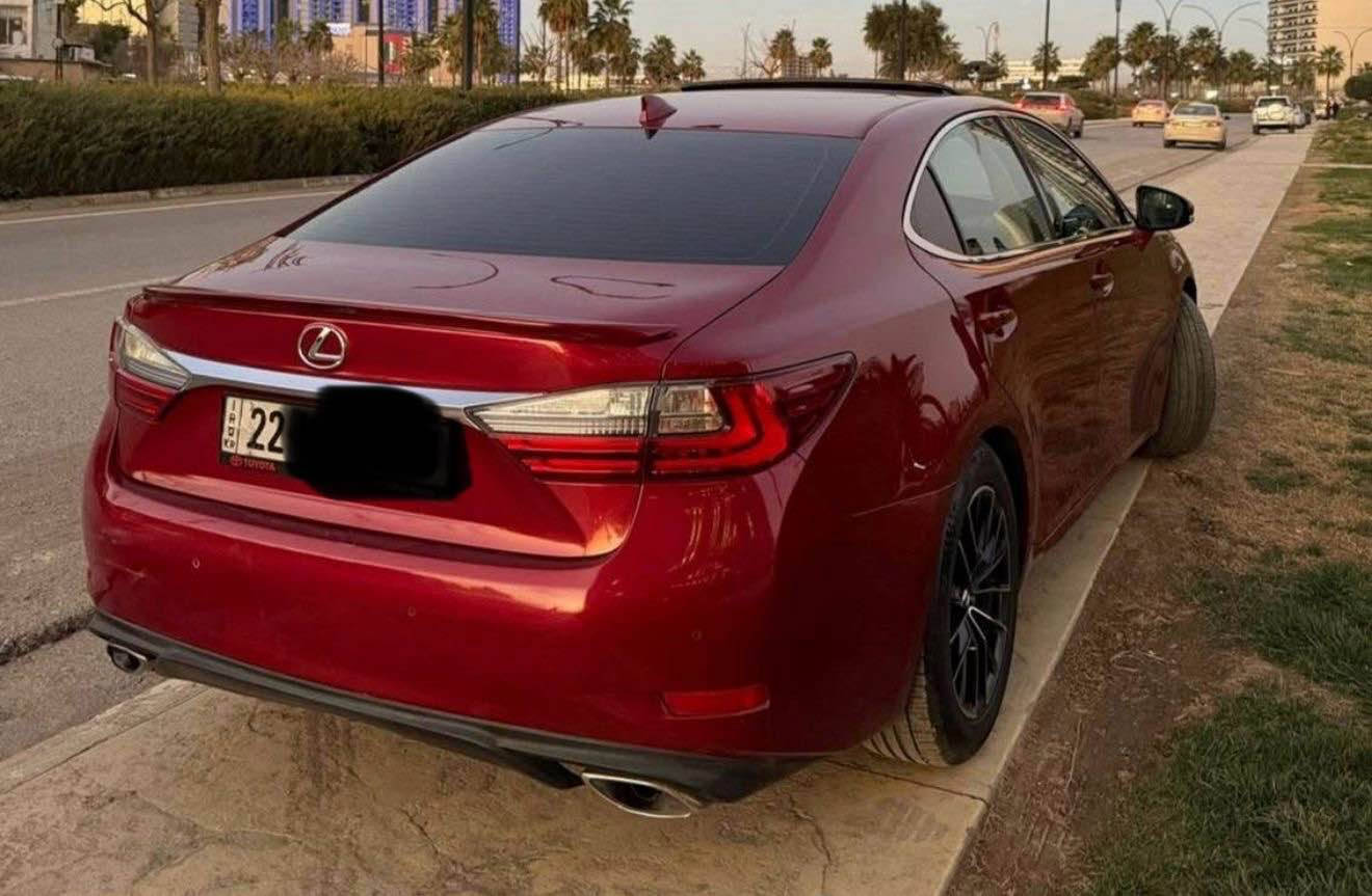 LEXUS ES 350 2017
جوار پارجەی بۆیاغە بێ داخلی
فول مواسەفاتە
سەیارەیەکی زۆر خاوێنە
0751 190 91 00

LEXUS ES 350 2017
4قطعة صبغ بدون دواخل 
ايرباكات طاك
سيارة جدن نضيف  
گول موصفات  
موجود اربيل
0751  190  91  00 أربيل, العراق
