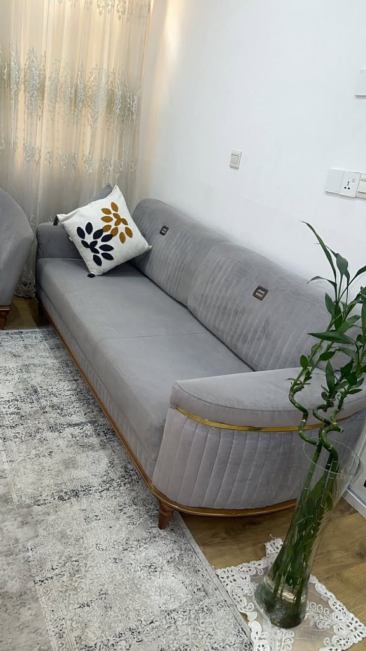 قەنەفەی تورکی بۆ فرۆشتن تەپلەو گۆشەو سەرچەفی لەگەلە لەهەولێرە نرخی650


**إذا كنت صاحب هذا الإعلان وتريد حذفه لأي سبب، رجاءا أرسل رسالة إلى الدعم الفني**