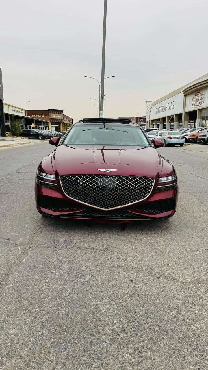 السلام عليكم ... الوحش الكوري
جنسيز 2023 G80 فول موصفات معروف موصفات السيارة للجنايه بصمه تشغيل عن بعد رادارات كشن حار وبارد بوب شفط جنطه شفط مشط خلفي دوران الداير الخلفي ويه الستيرن  زنون وموصفات البقيه السياره بدون حادث ولا تبديل ولا صبغ بيه تقرير مياه امطار  وعليه ادامه يم الجوهرة الي بحي الجامعة علي  معروضه 32$ وبيه مجال بسيط الاتصال (***********)محرك 6 سلندر توين تيربو مرقم بغداد وشرط الفحص واذا تريد اسئل علي ابو الجوهره عليه
