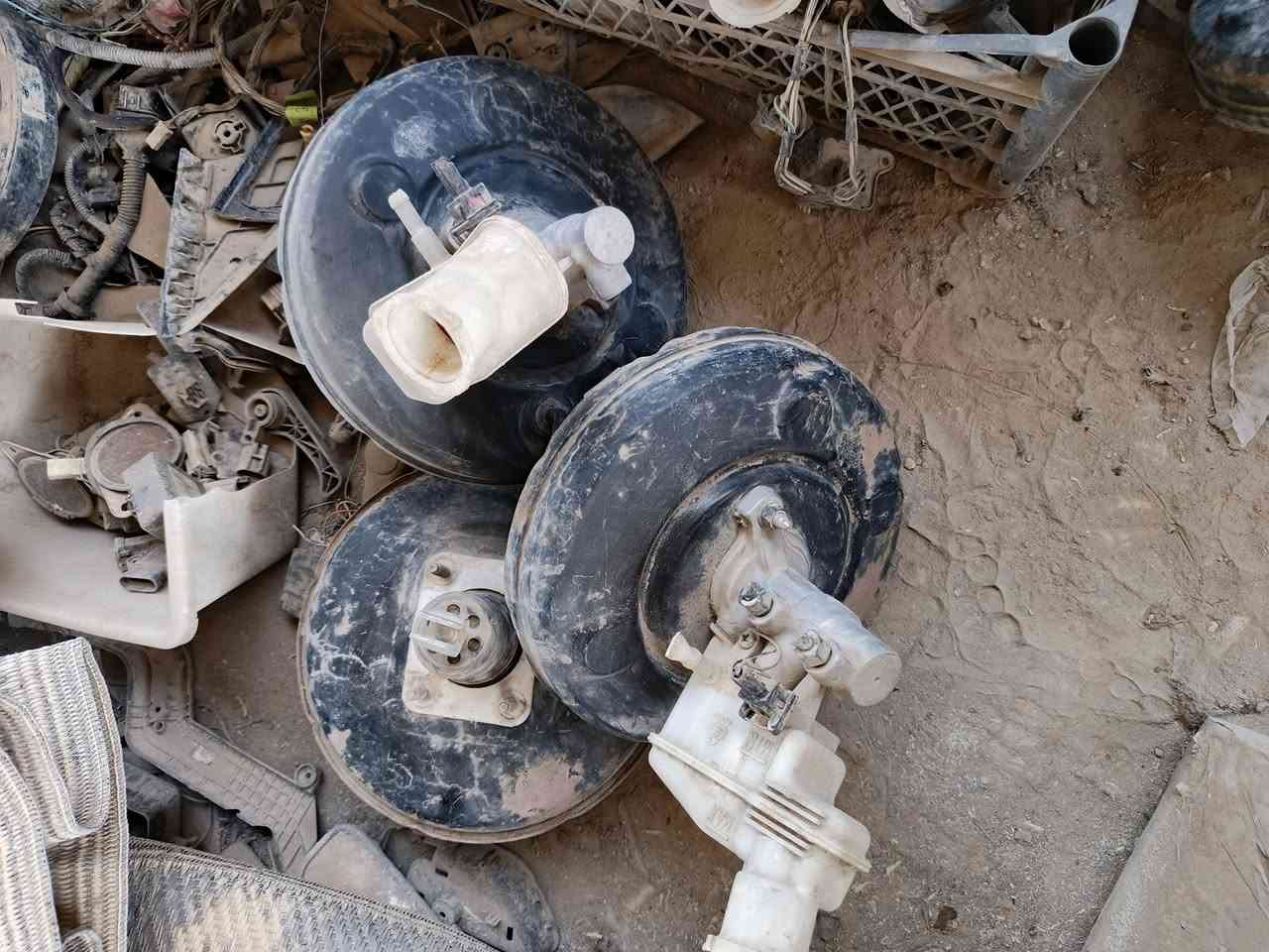 تفصيخ كوري جمله جمله ‏‪***********‬‏
بريشرات 6 الف
عنابير 6 الف
صوندات تبريد 4 الف
مكائن جام 10 الف
برانكيت 8 الف
يدات اشاير الف ونص
يدات خارجيه ٥٠٠ دينار
بيبان 25 الف
مري 3 الف
