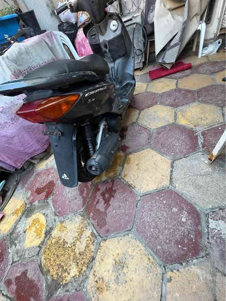 السلام عليكم سكنس ياياني 110
دراجه نضيفه 
مابيها نقص 
يردلها بس  ترايش 
شغاله نكره سلف وهندر 
مكاني بغداد الكريعات 
***********السعر 
550وبيها مجال حك الجيه الفارس
