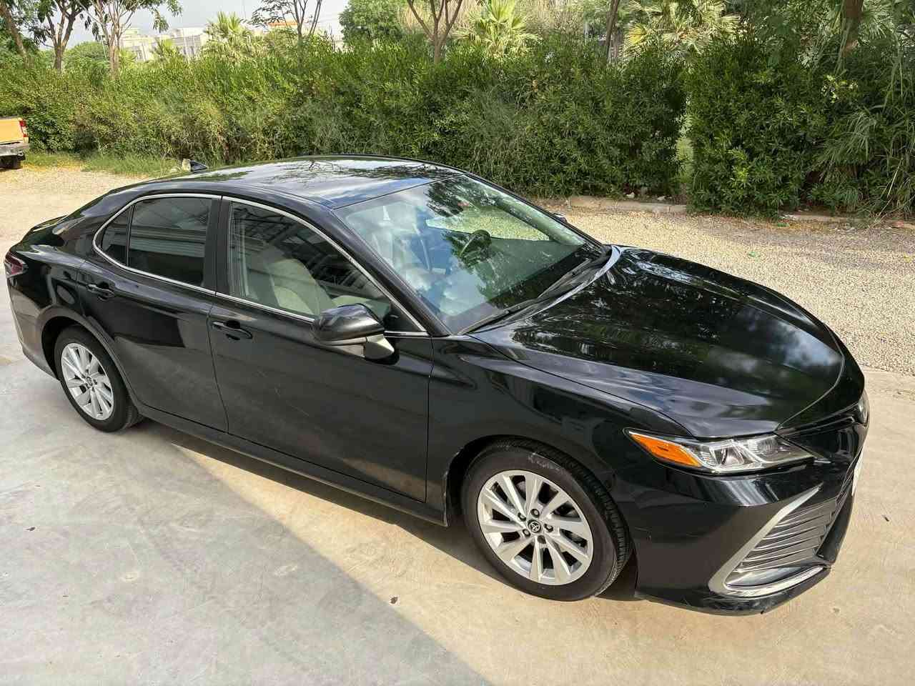 كامري ٢٠٢٣ 
تةنها   ژير رقمي صندوقي بوياغه
٣٠ مايل روشتووه
شوين كلار
سعري ١٩٥$

كامري  ٢٠٢٣
فقط مكان الرقم بالصندوق صبغ
ماشية ٣٠ الف
مكانها كلار
السعر ١٩٥$

*********** كالار, السليمانية
