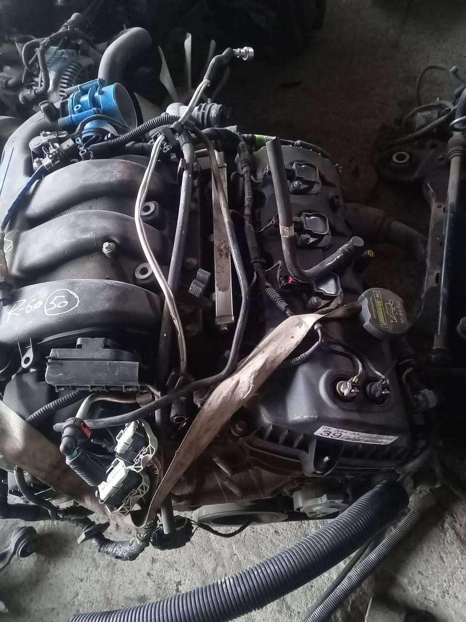 اكسبلور اكسبيدشن توروس ايكو سبورت ايدج اسكيب
السلام عليكم يتوفر كير ومكينه فورد 👆👆 
العنوان السليمانية الصناعة خلف كراج بغداد القديم لأي استفسار يرجى الاتصال على الأرقام التالية ***********
***********
