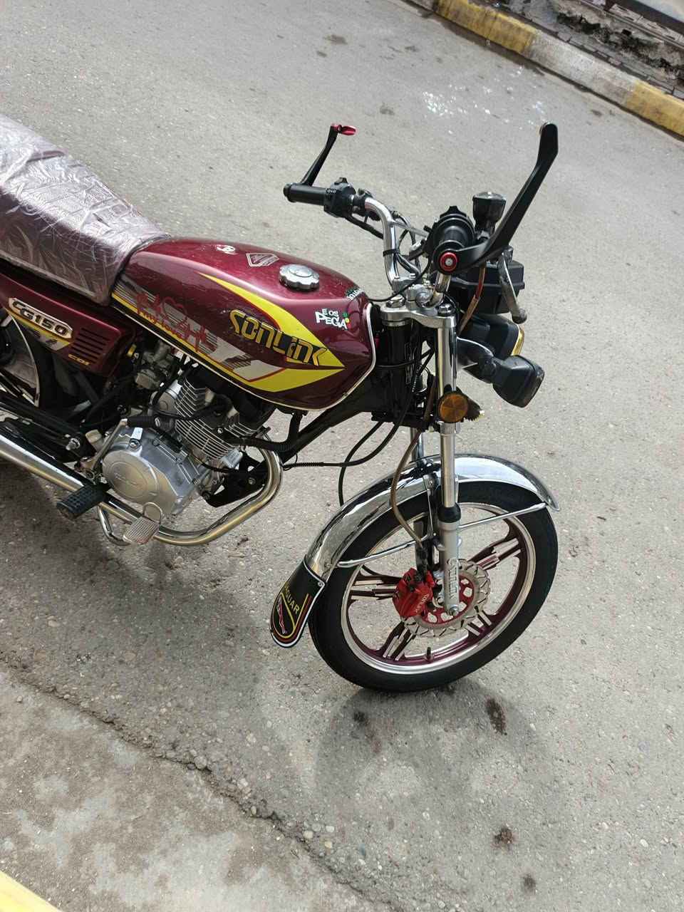 دراجه سولنك موديل 24 اصل  محرك 150cc شلعه معدل فوول نظيفه مال جناي كفال من كلشي بصمات ٢+ بصمه اصبع كهربائيات كله شغاله محرك كيركفاله  ورقه منفيس موجوده العنوان فلوجه شهداء *********** السعر 725 بيه مجال بسيط؟
