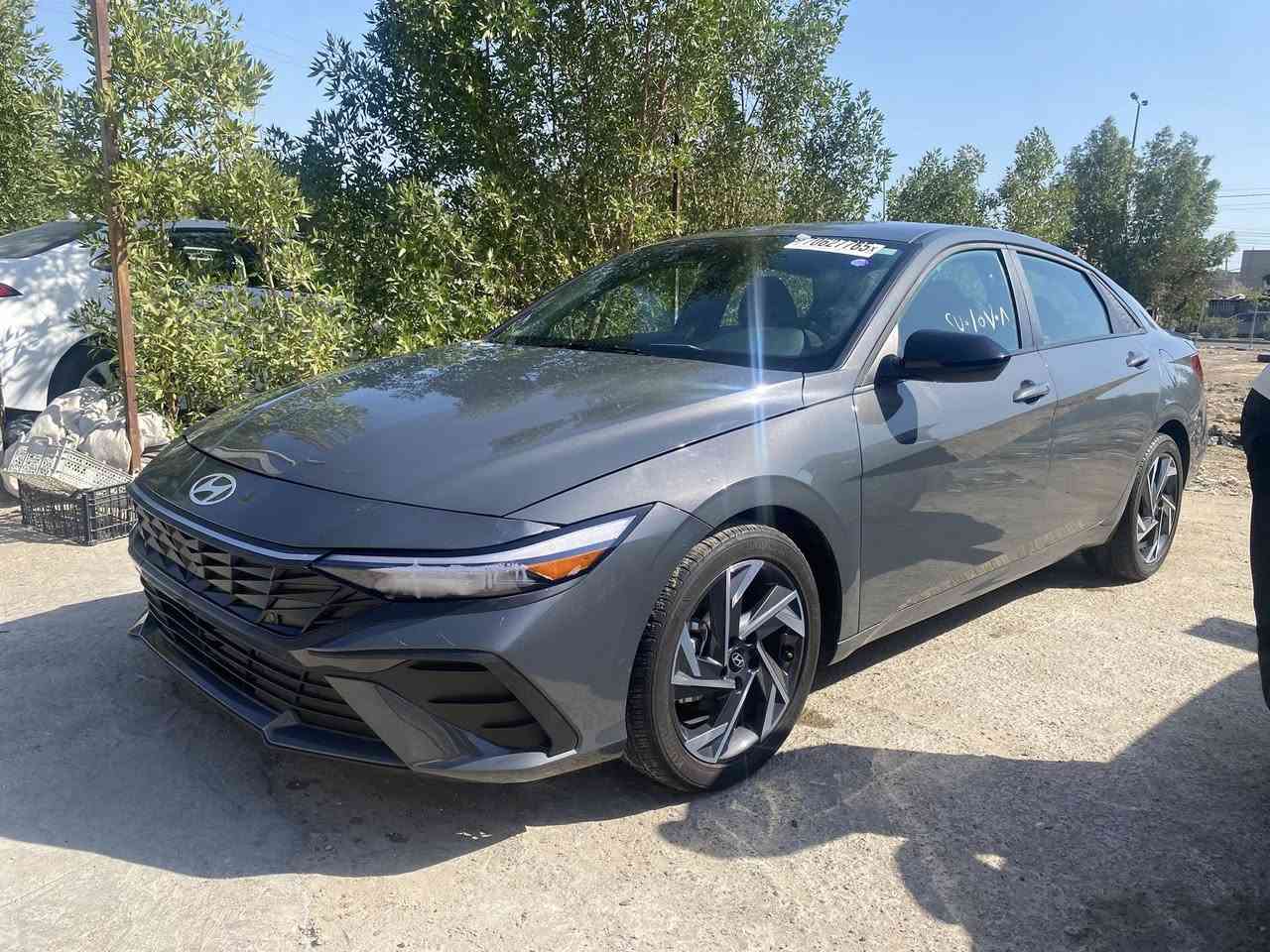 للبيع النترا موديل ٢٥ بصمه حادثها جملغ رباب وربع البنيد مصبوغ وباب وجملغ نفس لون مبدلات اصلي مكاني بغداد حي العامل ‭٠٧٨١ ٢٩٣ ٣٢٨٤‬
