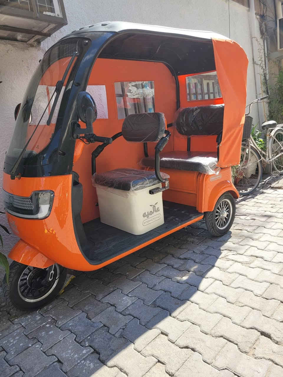 توك توك للبيع
***********
