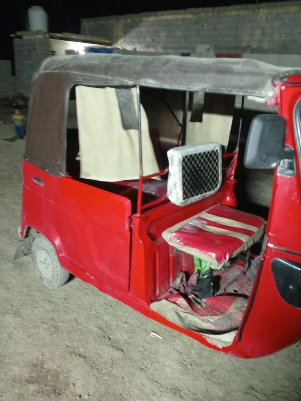 السلام عليكم تكتك موديل 2019 تكتك نضيفه على اخر حبايه كهربائيات شغاله رقم انگليزي بوجهك للشارع السعر 5300 تواصل وياي على هذا الرقم ***********
