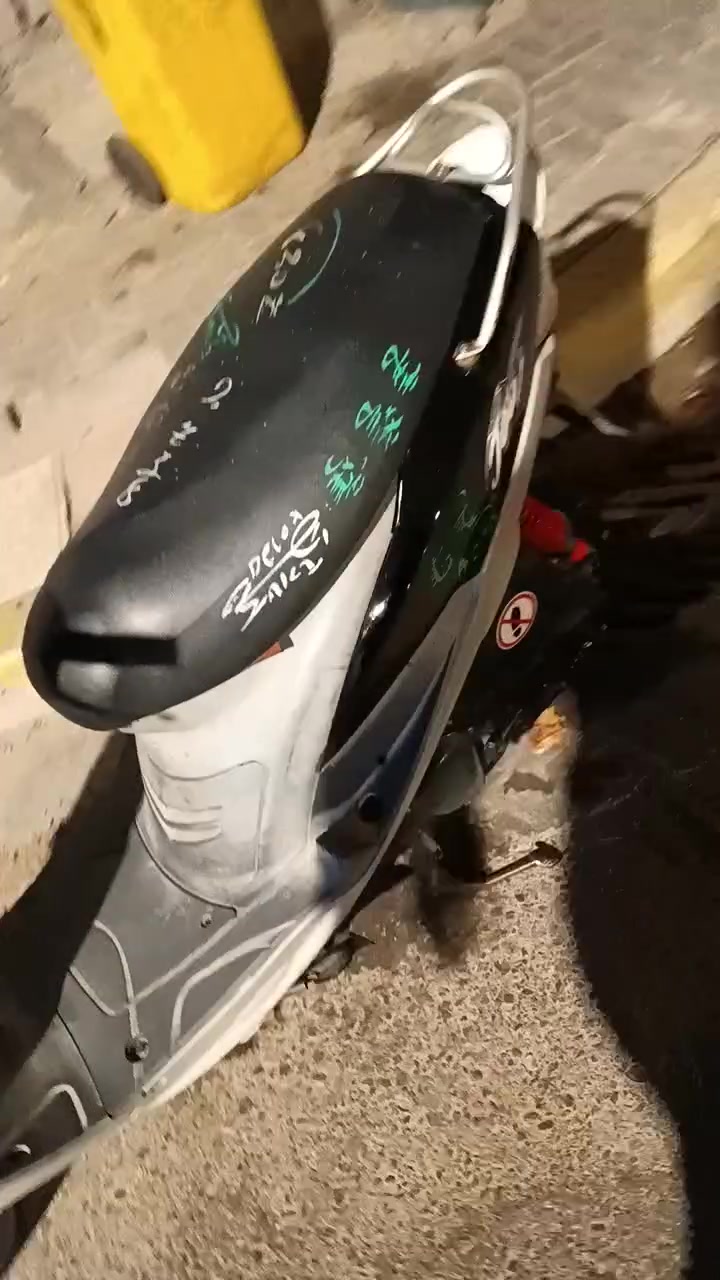 سلام عليكم دراجه ماكس قجمه الدراجه نضيفه سلف هندر مكاني بصره القبله 4199 275 0778


**إذا كنت صاحب هذا الإعلان وتريد حذفه لأي سبب، رجاءا أرسل رسالة إلى الدعم الفني**