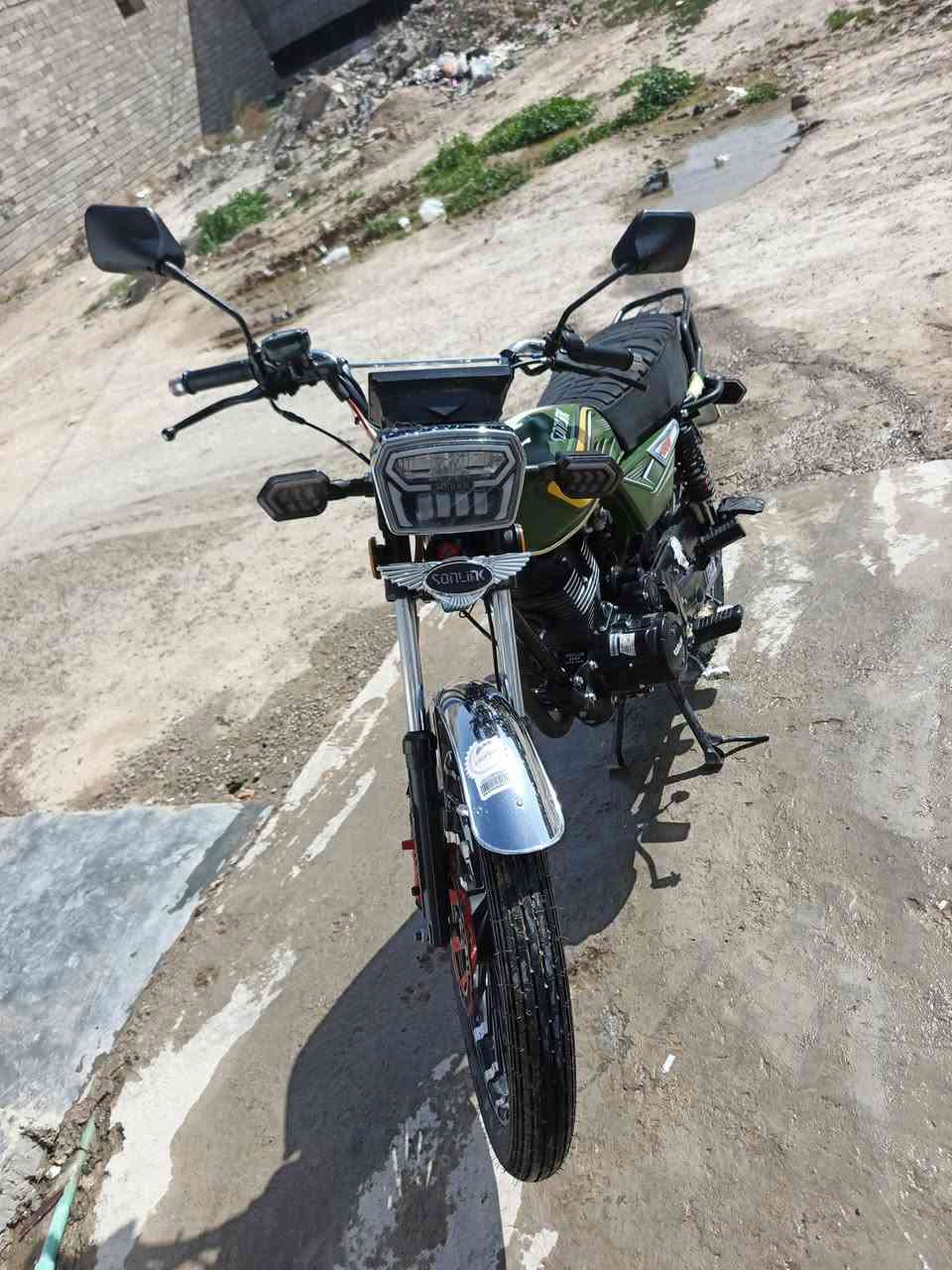 ايراني موديل 25 دراجه نضيفه حيل ما مفتوح كهربائية كلها شغاله منفيس بصمات كامل 800 بي مجال مكاني سامراء ***********
