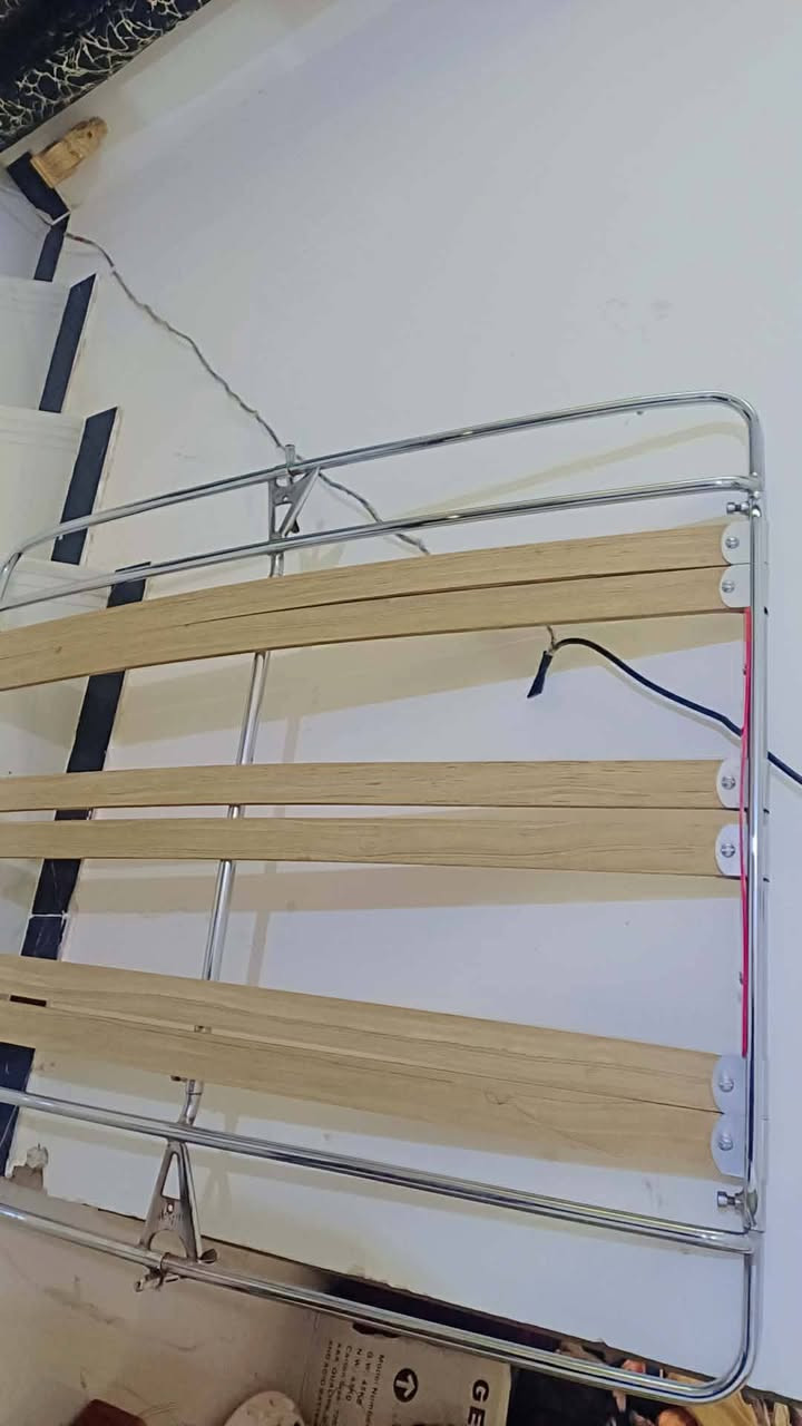 {السلام عليكم للبيع ويل كب مال بيجو بارص جديد بمعنه الكله نضافه من كلشي سعرهن 250 او بيهه مجال 
سوبايه مال بيجو بارص انتاج 25 جديده كلش قطره زنجار ما بيهه 160 او بيهه مجال قليل 
العنوان الديوانية المركز رقم الهاتف ***********}
