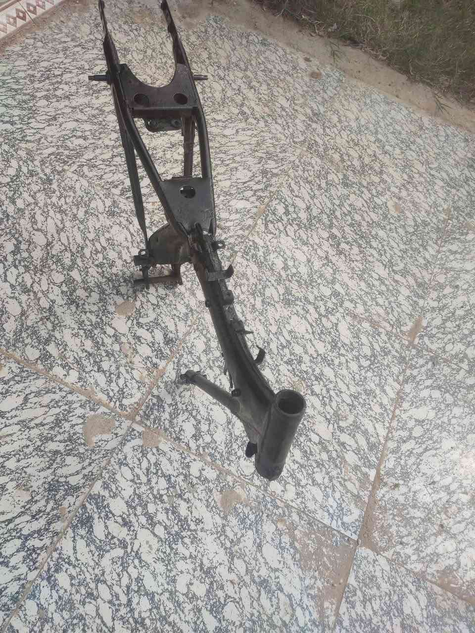 شاصي اوراق  للبيع
نامه شلامجه 
اوراق كامله 7 اوراق 
وكيله الرحمن بحي المعلمين الجديد 
مكاني بزيوت 
موديل 2012
لون مميز الاحمر ❤️
ستفسار خاص او علا رقم 
***********
