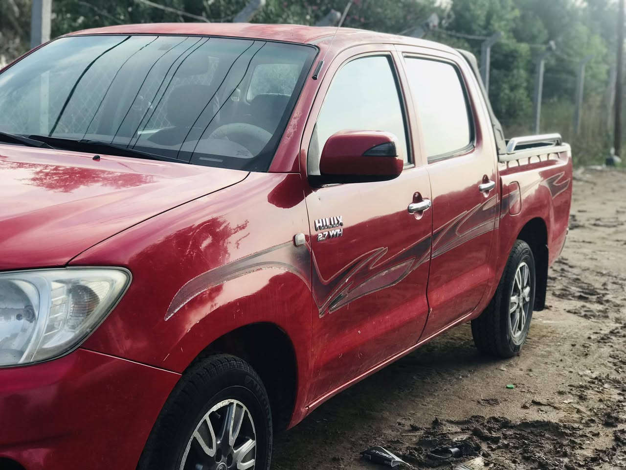 السلام عليكم البيع بيكم تيوتا 2011اوتماتيك سعوديه تخم تاير الاصلي حداديه جديده رقم واسط سنويه م مجدده السعر اتصل وتدلل***********
