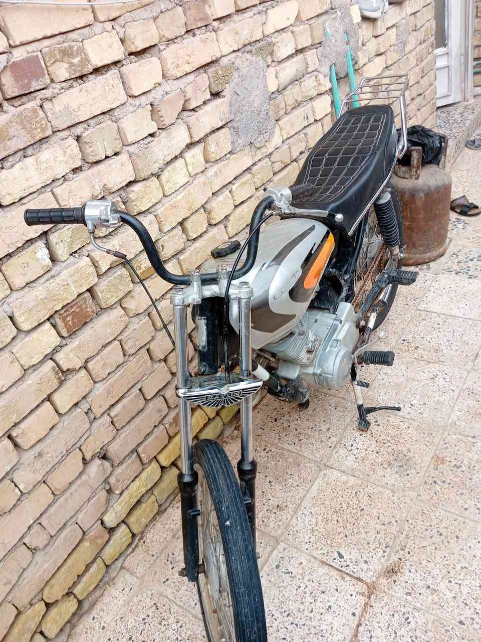 سلام عليكم دراجه للبيع نامه بدون مكينه مفتوحه مره وحده سعر خاص


**إذا كنت صاحب هذا الإعلان وتريد حذفه لأي سبب، رجاءا أرسل رسالة إلى الدعم الفني**