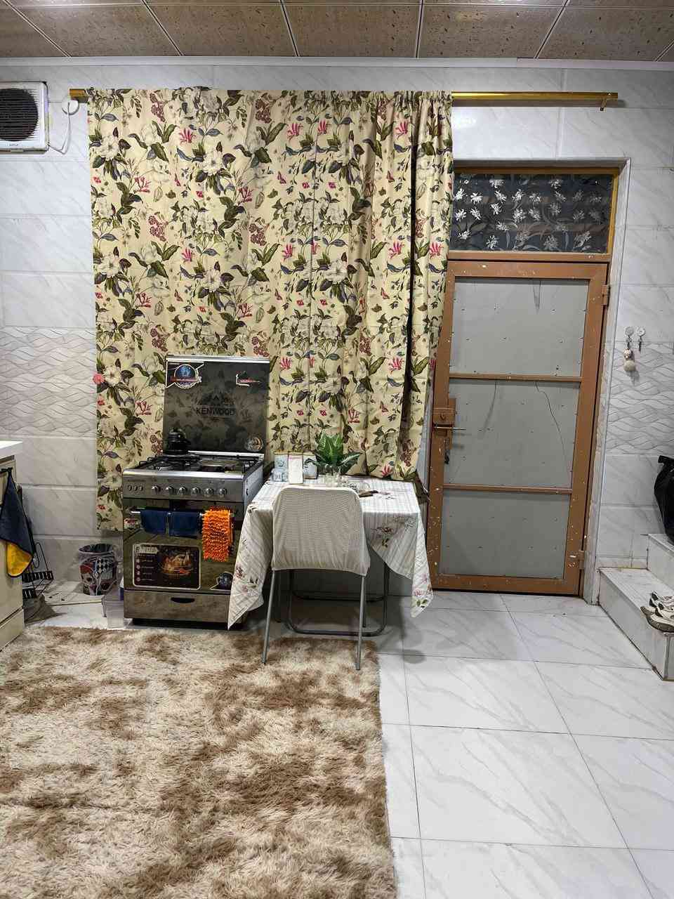 بيت ٦٠ متر للبيع 
سكلة كرعاوي قريب كلش على الشارع العام 
ماي وكهرباء متوفرات بصورة مستمرة وكافة الخدمات الأخرى 
السعر ٣٠ وبي مجال للاستفسار واتساب 
***********
ممنوع مراسلة ماسنجر فقط واتساب ❌❌❌
