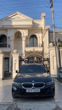 BMW 330i  للبيع فول فول مواصفات  بدون ايرباك بجم كبس  رادرات كشنات دات...